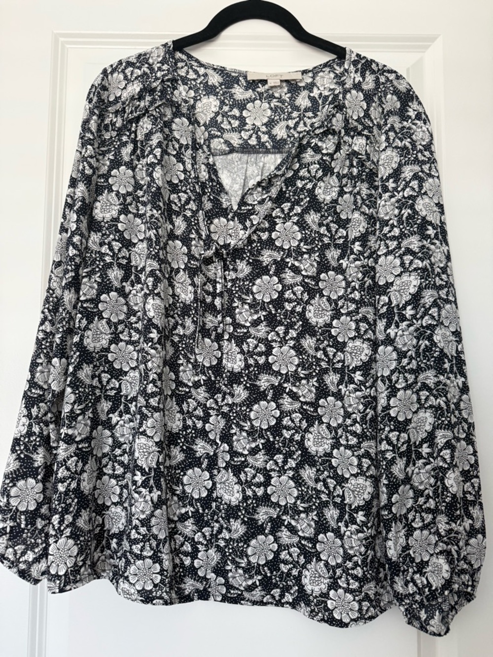 LOFT Navy & White Floral Tie-Neck Blouse